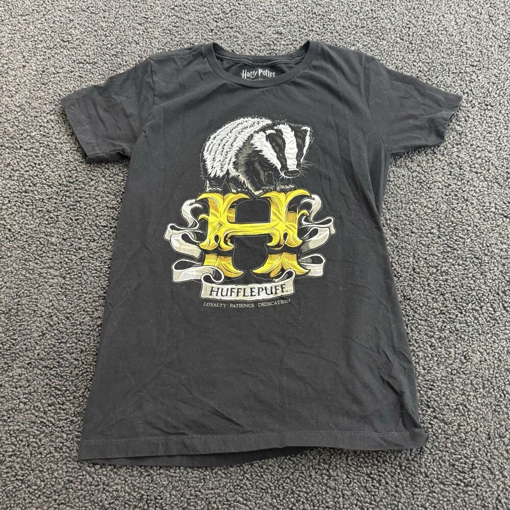 Harry Potter Hufflepuff T-shirt Women's Size Small Wizarding World Short Sleeve
